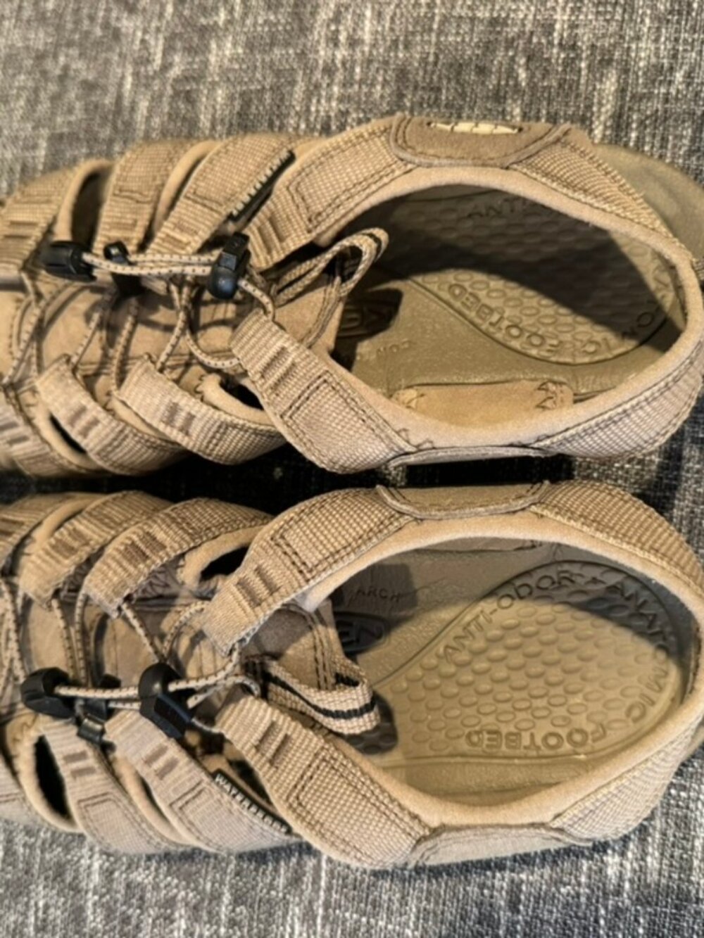 KEEN Clearwater CNX Sandals – Women's 7 – Timberwolf – Waterproof – EUC - Picture 5 of 6